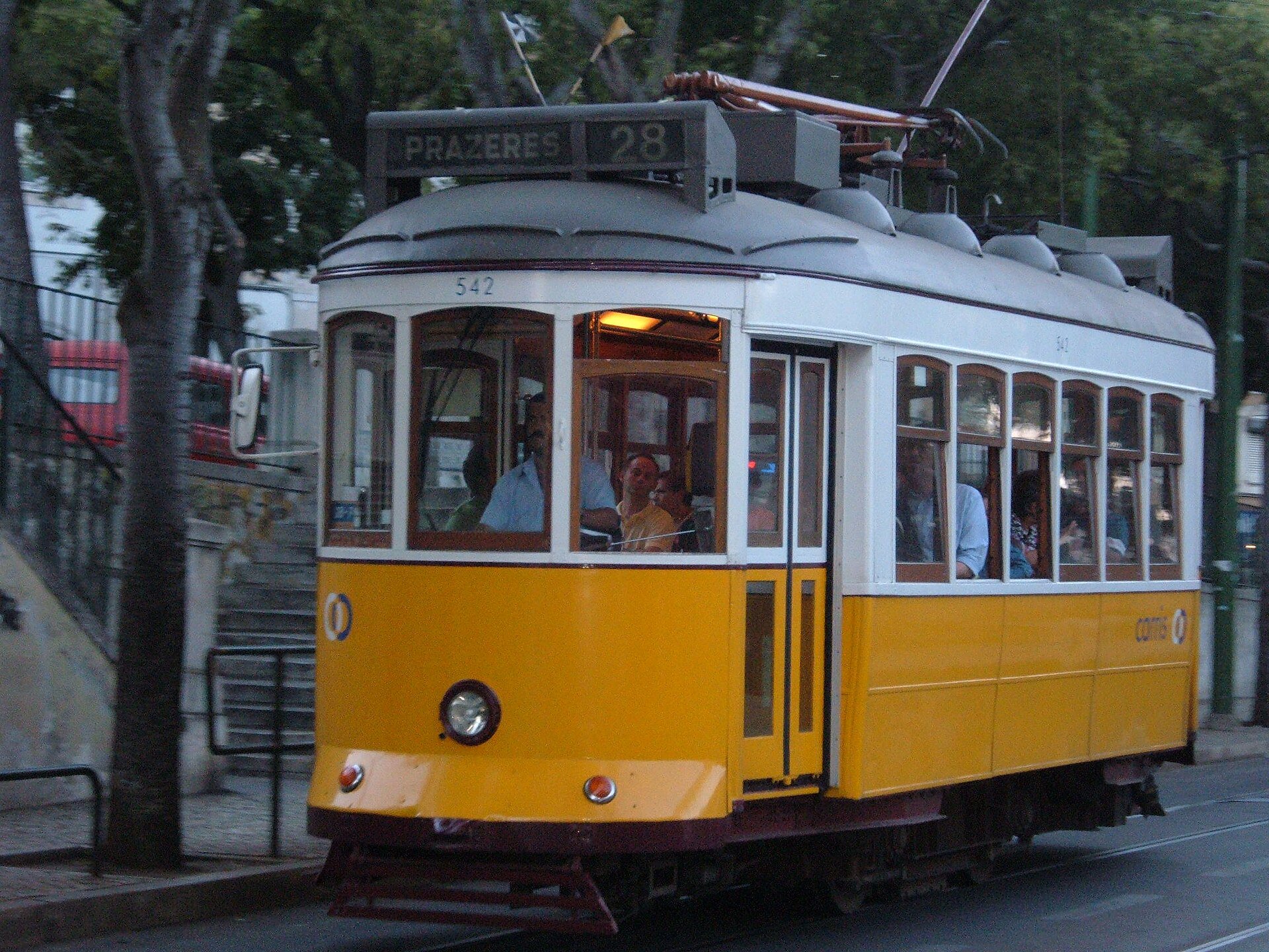 Eléctrico 28 – Historische Straßenbahnlinie durch die schönsten Altstadtviertel.