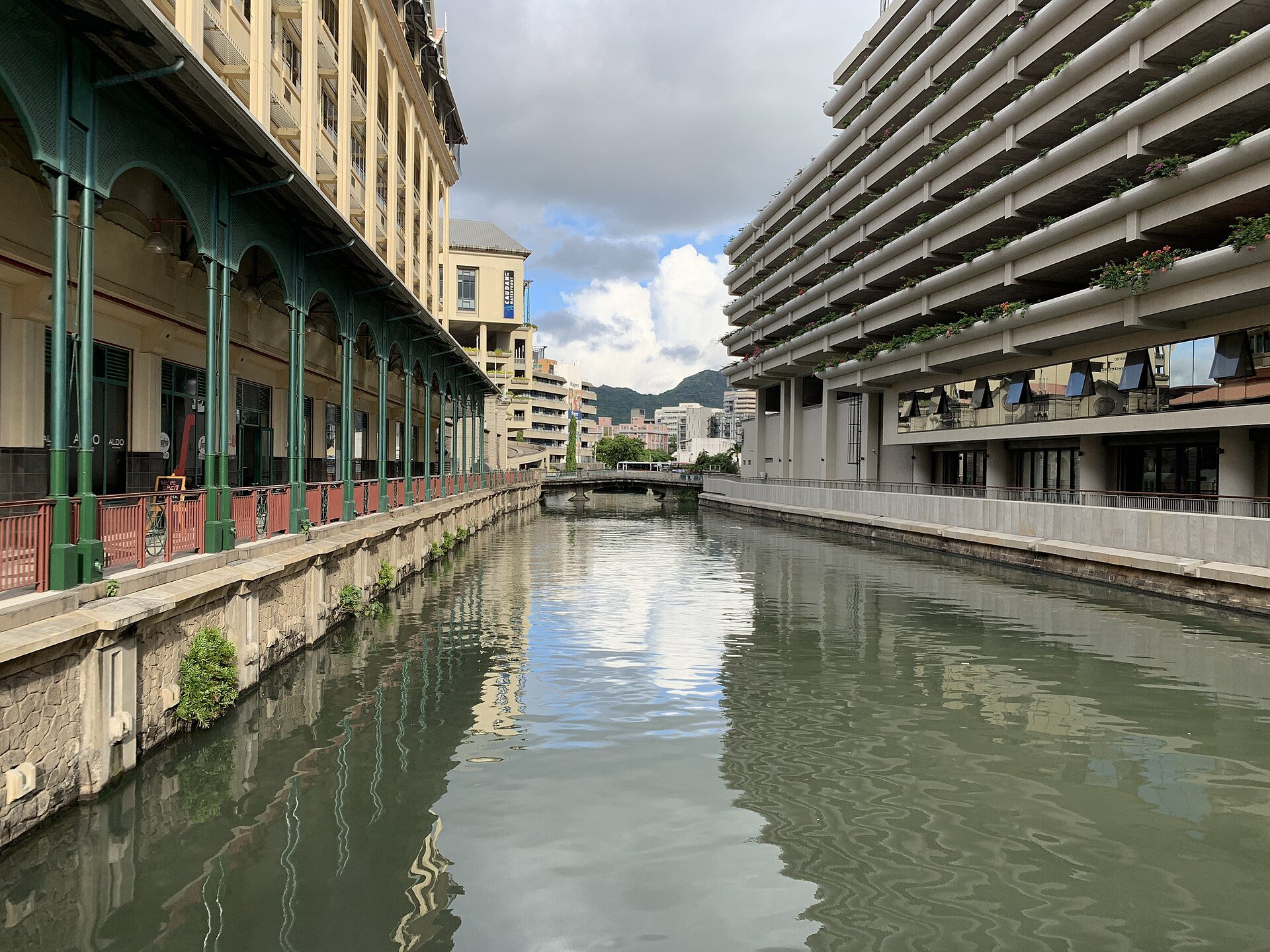 Port Louis Caudan Waterfront – Lebendige Hafenpromenade der Inselhauptstadt.